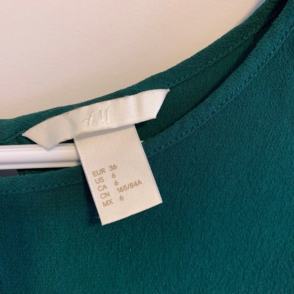 H&M Flowy Blouse - Picture 2 of 8